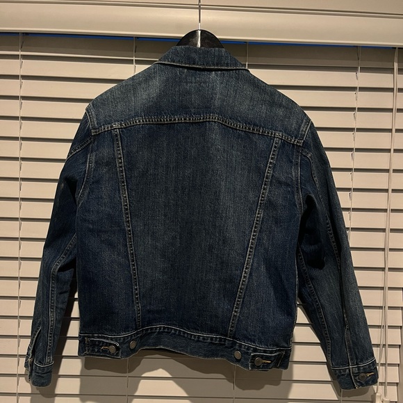 Women’s Medium Jean Jacket - Picture 2 of 3